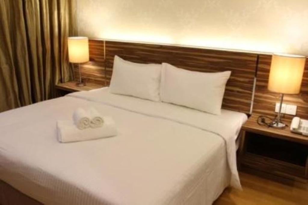 อัปเปอร์ วิว เรกาเลีย โฮเต็ล กัวลาลัมเปอร์ Hotel ภายนอก รูปภาพ