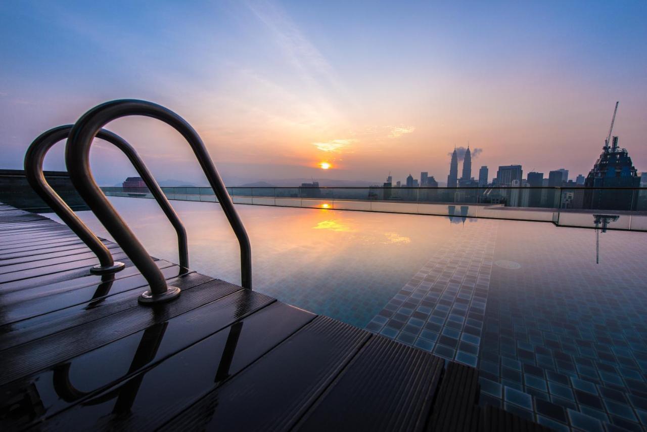 อัปเปอร์ วิว เรกาเลีย โฮเต็ล กัวลาลัมเปอร์ Hotel ภายนอก รูปภาพ